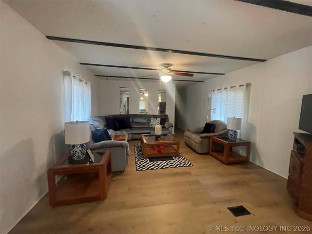 35708 S Fox Hill Road, Park Hill, OK 74451
