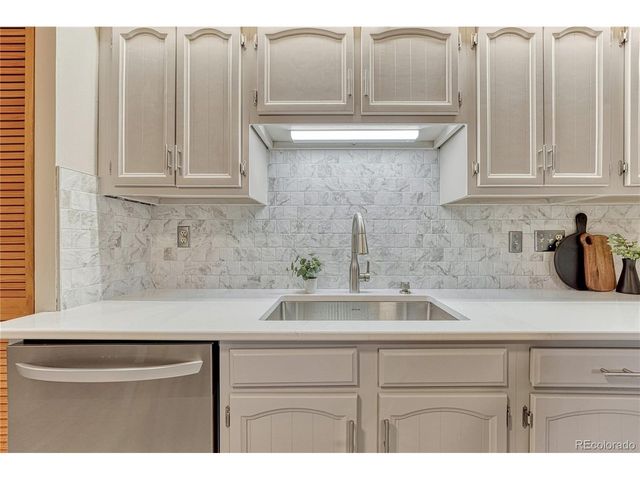 271 N Ridge Rd, Castle Rock, CO 80104