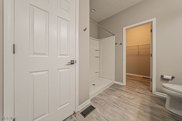 6688 Amber Way, North Ridgeville, OH 44039