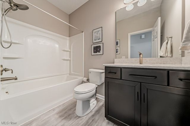 6688 Amber Way, North Ridgeville, OH 44039