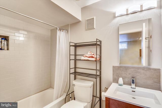 1755 GLASTONBERRY, Potomac, MD 20854