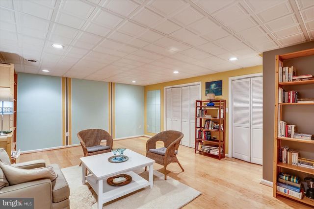 1755 GLASTONBERRY, Potomac, MD 20854
