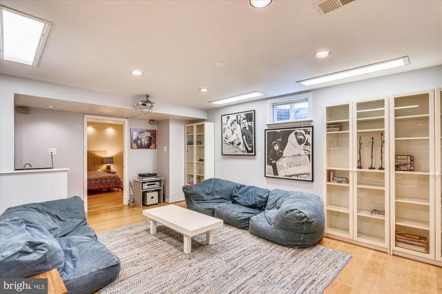 1755 GLASTONBERRY, Potomac, MD 20854