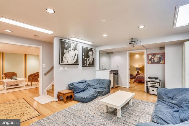 1755 GLASTONBERRY, Potomac, MD 20854