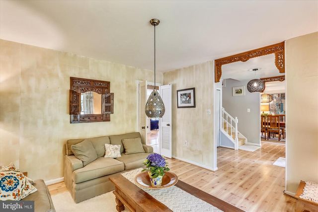 1755 GLASTONBERRY, Potomac, MD 20854