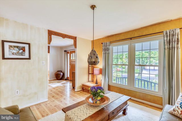 1755 GLASTONBERRY, Potomac, MD 20854