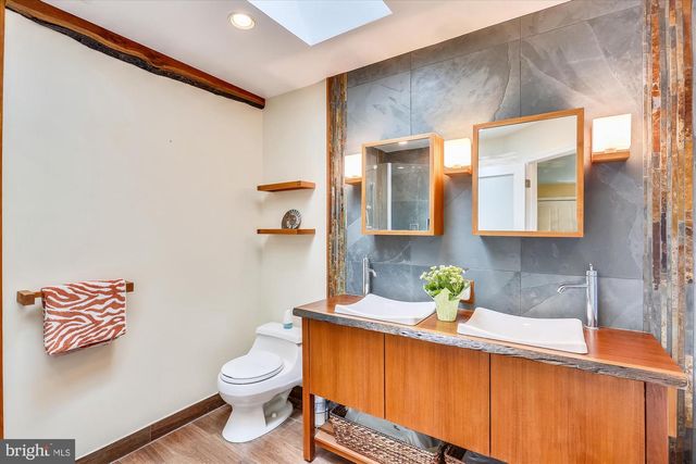 1755 GLASTONBERRY, Potomac, MD 20854
