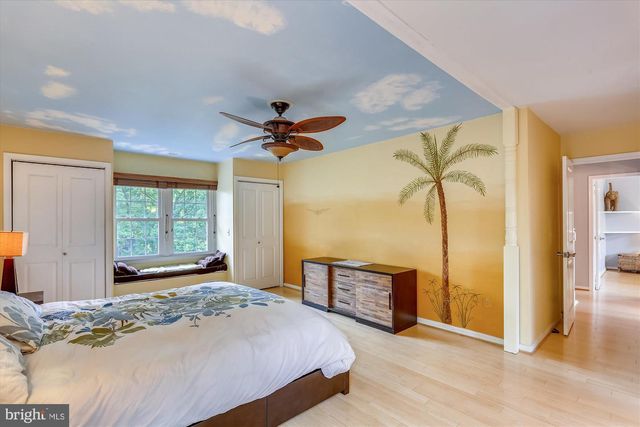 1755 GLASTONBERRY, Potomac, MD 20854