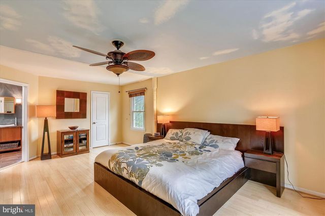 1755 GLASTONBERRY, Potomac, MD 20854