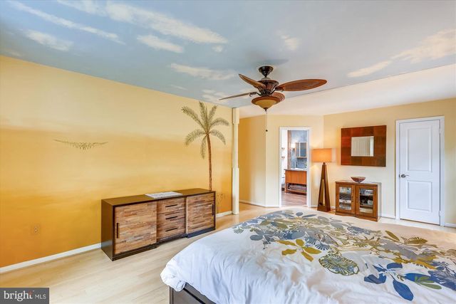 1755 GLASTONBERRY, Potomac, MD 20854
