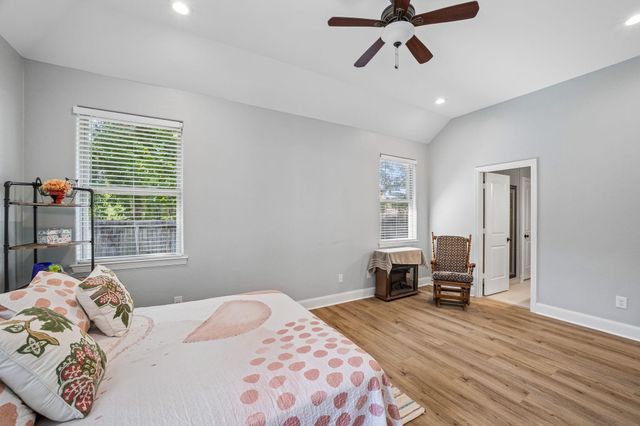 6128 Shelburne Street, Houston, TX 77396
