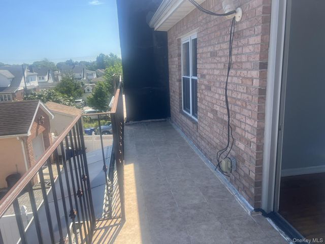 61-31 136th Street, Flushing, NY 11367