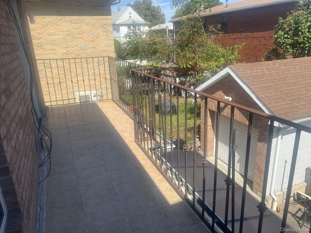 61-31 136th Street, Flushing, NY 11367