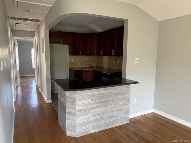 61-31 136th Street, Flushing, NY 11367