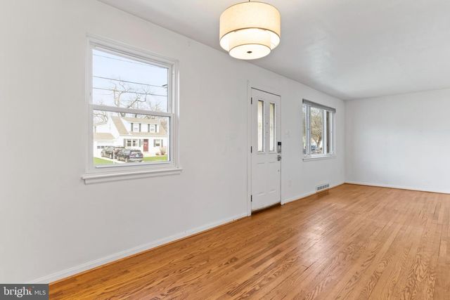 1919 PRINCETON AVE, Camp Hill, PA 17011