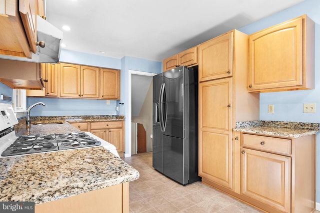 3 GLENWOOD RD, Lumberton, NJ 08048