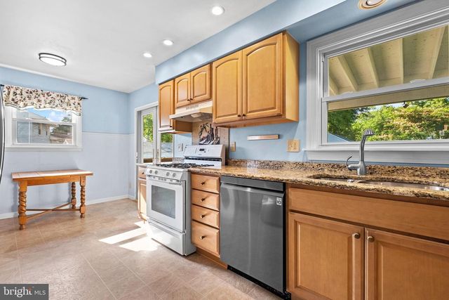 3 GLENWOOD RD, Lumberton, NJ 08048