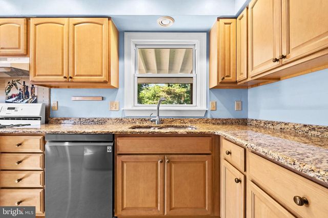 3 GLENWOOD RD, Lumberton, NJ 08048