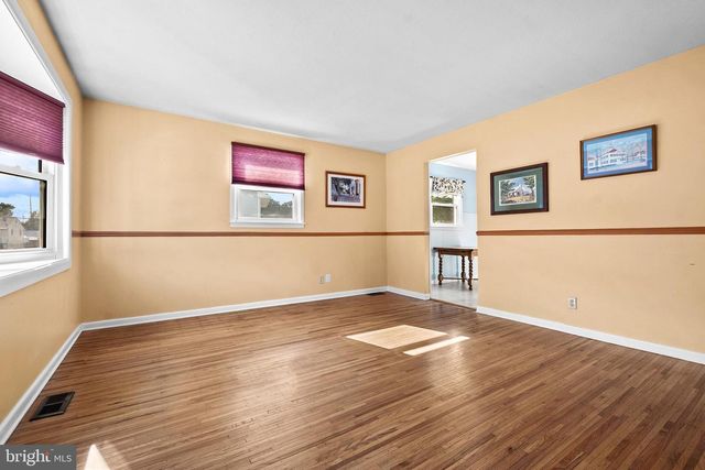3 GLENWOOD RD, Lumberton, NJ 08048
