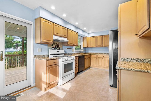 3 GLENWOOD RD, Lumberton, NJ 08048