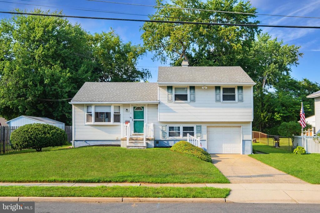 3 GLENWOOD RD, Lumberton, NJ 08048