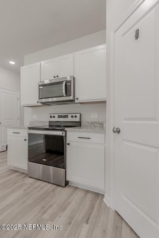 14438 MACADAMIA Lane, Jacksonville, FL 32218