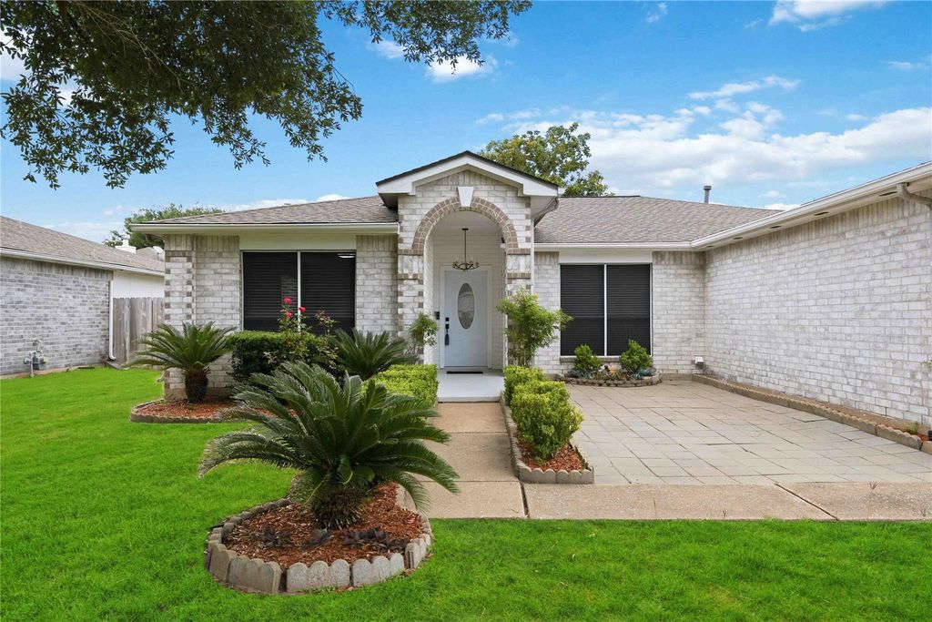 18034 June Forest Drive, Humble, TX 77346