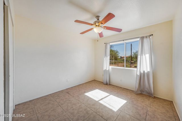2275 W Dakota Street, Tucson, AZ 85746