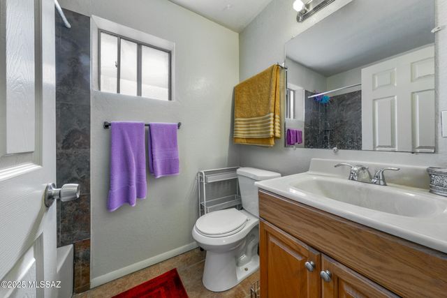 2275 W Dakota Street, Tucson, AZ 85746