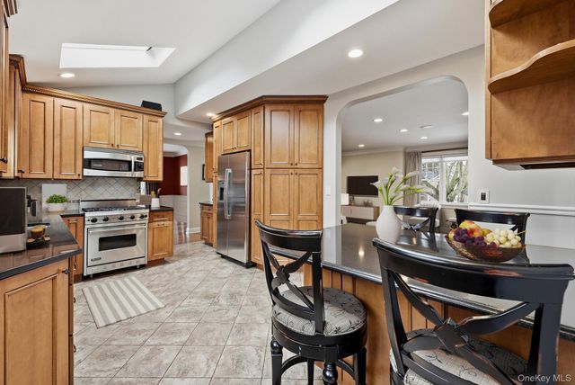 7 Highland Drive, Ardsley, NY 10502