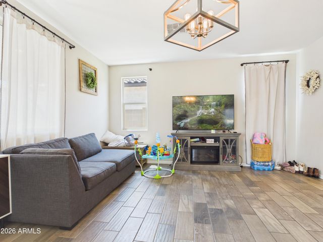 19601 W TURNEY Avenue, Litchfield Park, AZ 85340