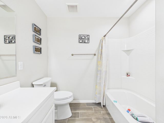 19601 W TURNEY Avenue, Litchfield Park, AZ 85340