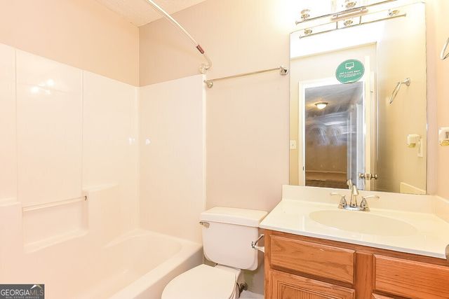 208 Pebble Creek Court, Woodstock, GA 30189