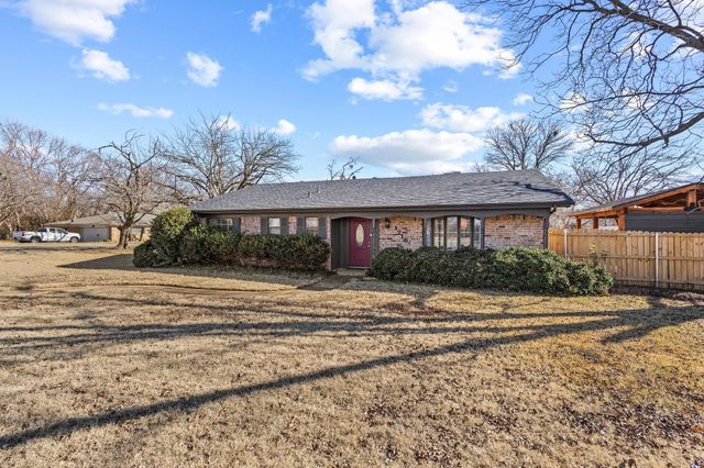 1216 W Lamberth Road, Sherman, TX 75092