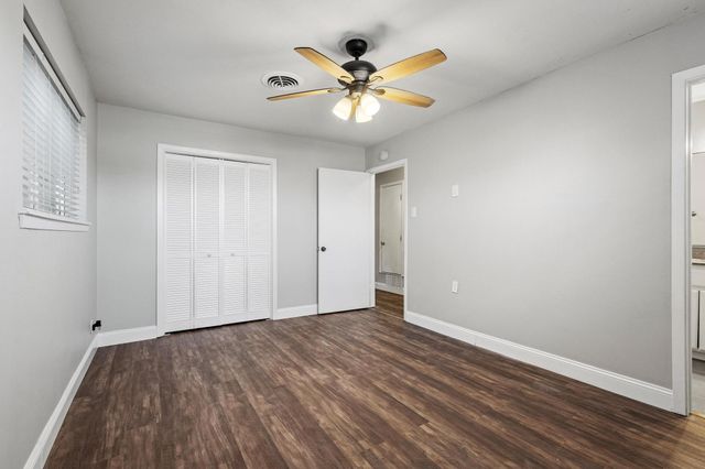 1216 W Lamberth Road, Sherman, TX 75092