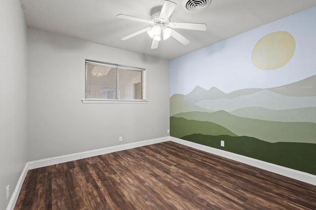 1216 W Lamberth Road, Sherman, TX 75092