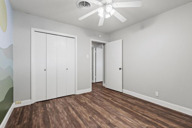 1216 W Lamberth Road, Sherman, TX 75092