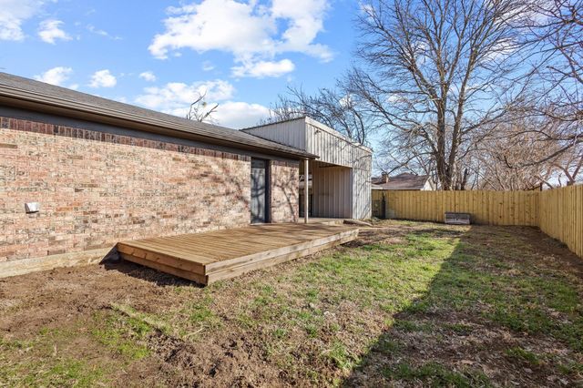 1216 W Lamberth Road, Sherman, TX 75092