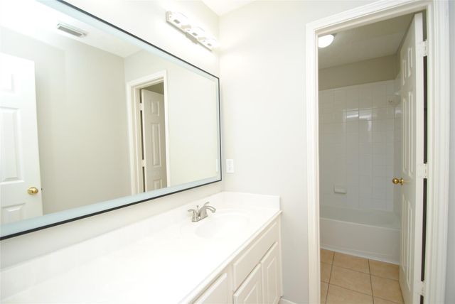 1115 Oxford Mills Lane, Sugar Land, TX 77479