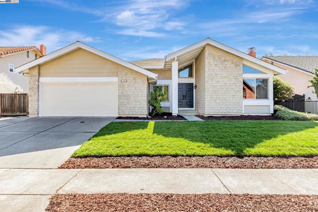 260 Jacaranda Dr, Fremont, CA 94539