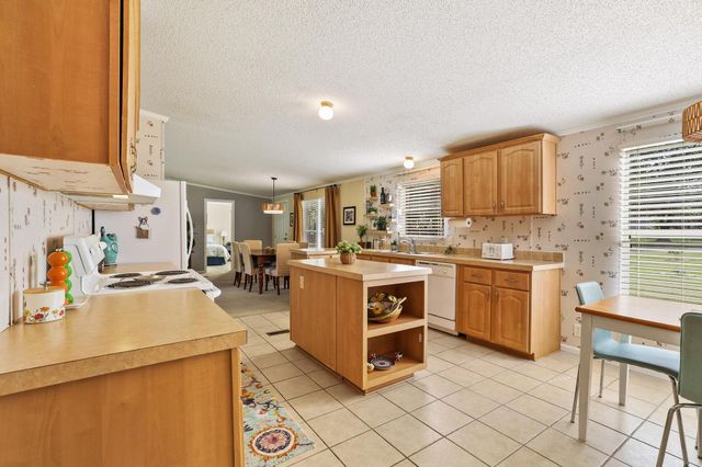 7406 Lakeview Drive, Bonham, TX 75418
