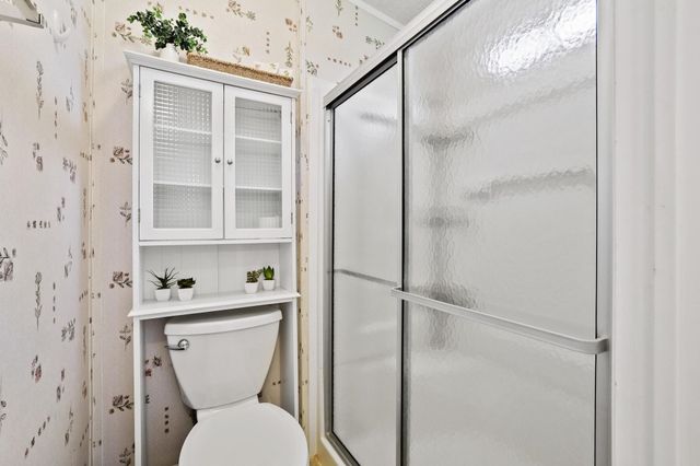 7406 Lakeview Drive, Bonham, TX 75418