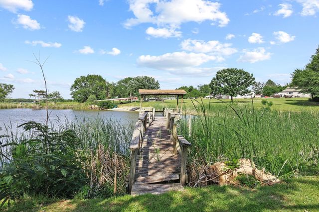 7406 Lakeview Drive, Bonham, TX 75418