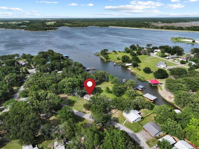 7406 Lakeview Drive, Bonham, TX 75418