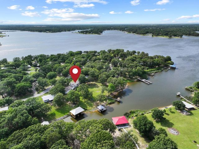 7406 Lakeview Drive, Bonham, TX 75418