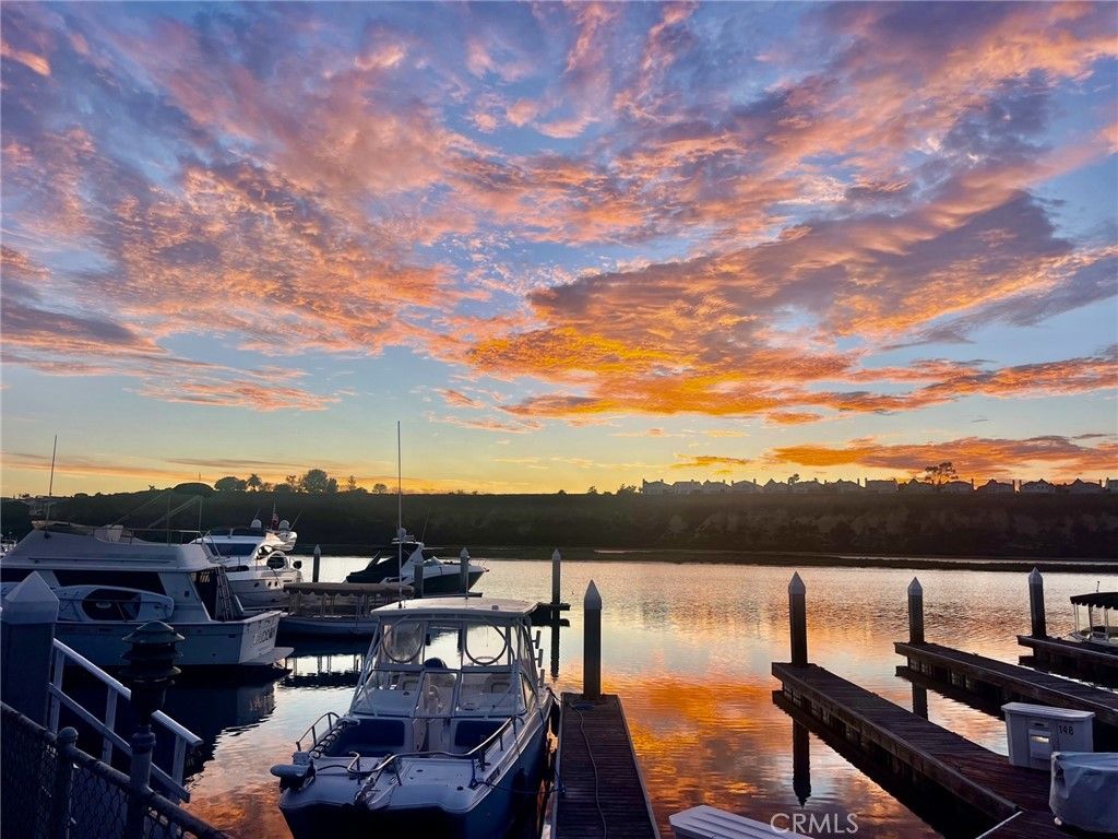 10 SARATOGA 10, Newport Beach, CA 92660