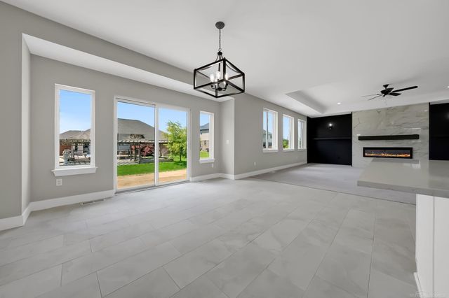 1127 Williamson Circle, Pontiac, MI 48340