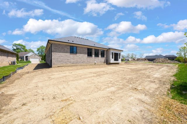 1127 Williamson Circle, Pontiac, MI 48340