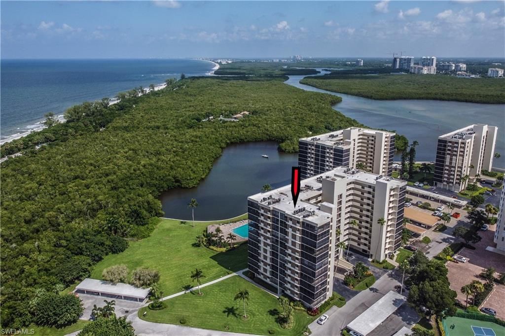 11 Bluebill AVE 1101, Naples, FL 34108