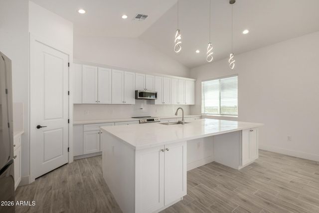 33239 W SUNLAND Avenue, Tonopah, AZ 85354